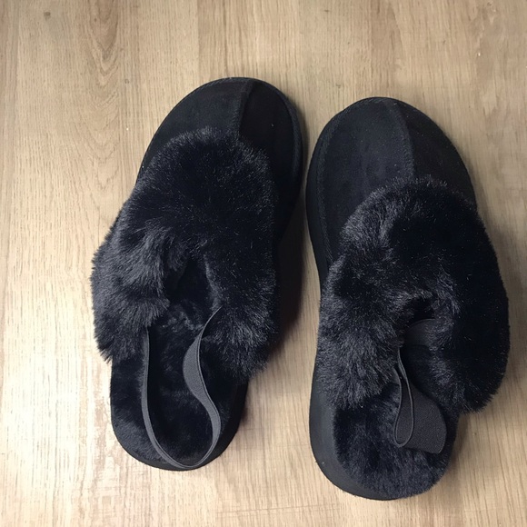 Platform Fuzzy Slip On Sandals - Picture 4 of 4